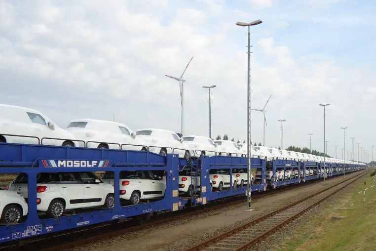 Bild: Mehr Sicherheit für eigene Waggonflotte - Mosolf Automotive Railway erhält EU-Sicherheitszertifikat ECM