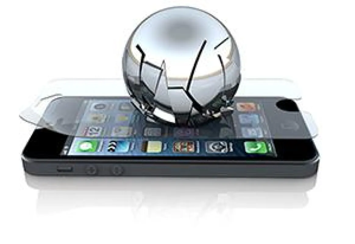 iSkin TITAN Folie schützt das Retina-Display vor Rissen und Brüchen