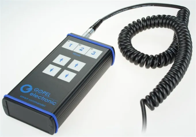 Bild: Neues Handbedienterminal smartCommander für CAN und LIN