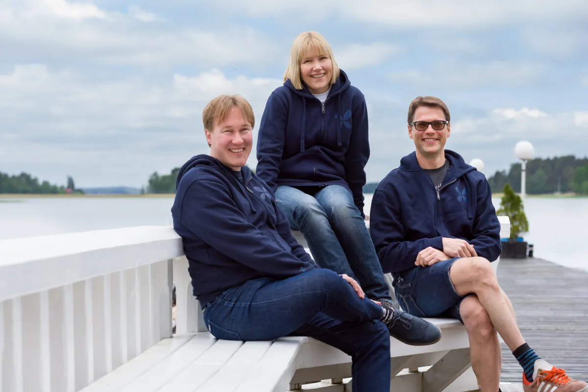 RELEX-Gründer Michael Falck, Johanna Småros und Mikko Kärkkäinen  (© RELEX Solutions)