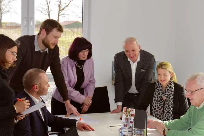 Bild: immoBAU Projekt macht weiterhin verlässlich Hausträume wahr,…weil der Mensch von Haus aus träumt….