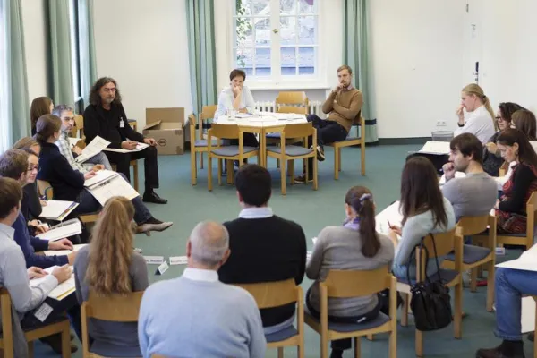 Ausschreibung: Führungskräftetraining "Young Leaders in Science" Bild: Ausschreibung: Führungskräftetraining "Young Leaders in Science"