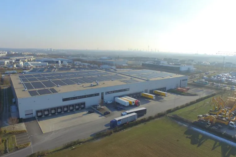 Bild: Immolox & Black Olive vermitteln Logistikimmobilie in Frankfurt am Main