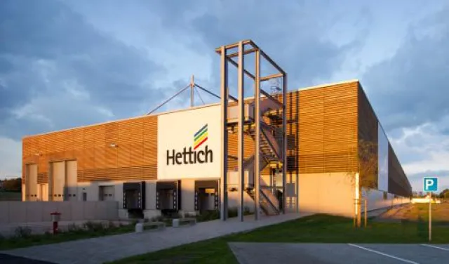 Bild: Hettich optimiert Entladeprozess mit TimeSlot von Cargoclix