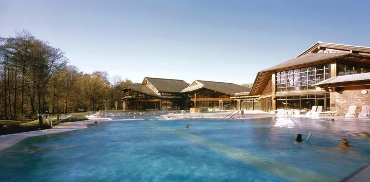 Das Keidel Bad erhält 2,5 Millionen Euro aus dem Sonderprogramm „Nachhaltige Tourismusinfrastruktur“. Insgesamt belaufen sich die Kosten für die energetischen und infrastrukturellen Sanierungsmaßnahme