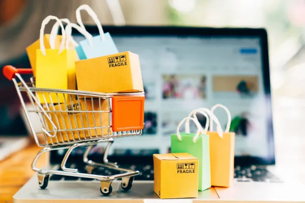 Bild: Sicheres Online-Shopping: 10 Tipps, um Verbrennungen zu vermeiden