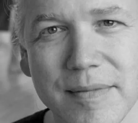 Bild: Hatha Yoga Workshop mit Max Strom vom 24. - 26. Oktober im AIRYOGA München
