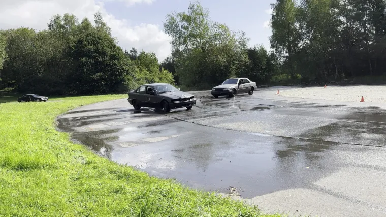 Veränderte Sicherheitslage: Interline Chauffeure absolvieren Landmann-Spezialtraining Bild: Veränderte Sicherheitslage: Interline Chauffeure absolvieren Landmann-Spezialtraining