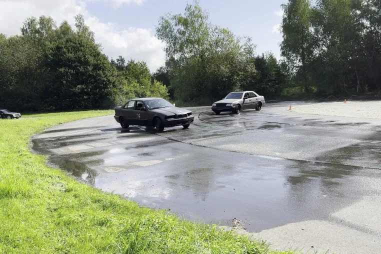 Bild: Veränderte Sicherheitslage: Interline Chauffeure absolvieren Landmann-Spezialtraining   