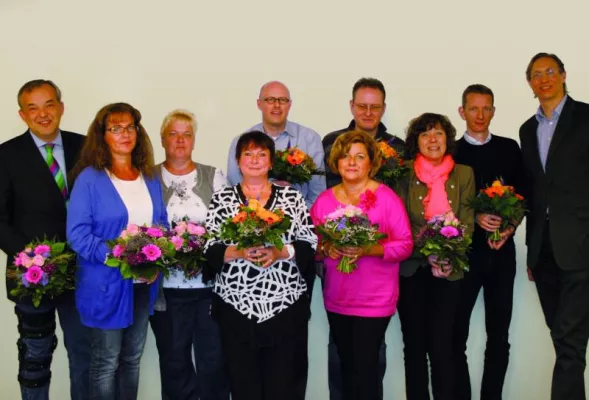 Bild: 10, 15 und 20 Jahre - der NWB Verlag feiert seine Jubilare
