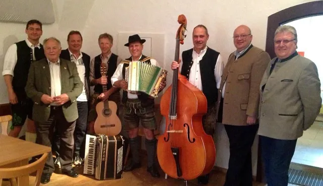 Bild: CSU Sommerfest im Schloß Reichersbeuern