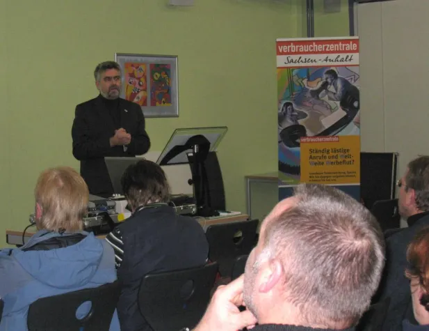 Prof. Dr. Armin Willingmann hält Vortrag über rechtlichen Verbraucherschutz Bild: Prof. Dr. Armin Willingmann hält Vortrag über rechtlichen Verbraucherschutz