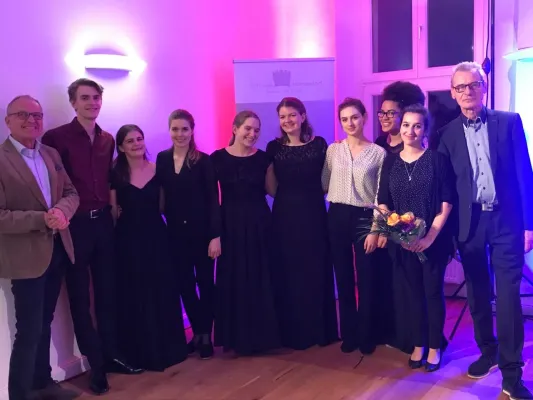 Bild: Begeisterung beim Abschlusskonzert des 10. Baltischen Winters der Brahmsgesellschaft im Schloss Hohendorf