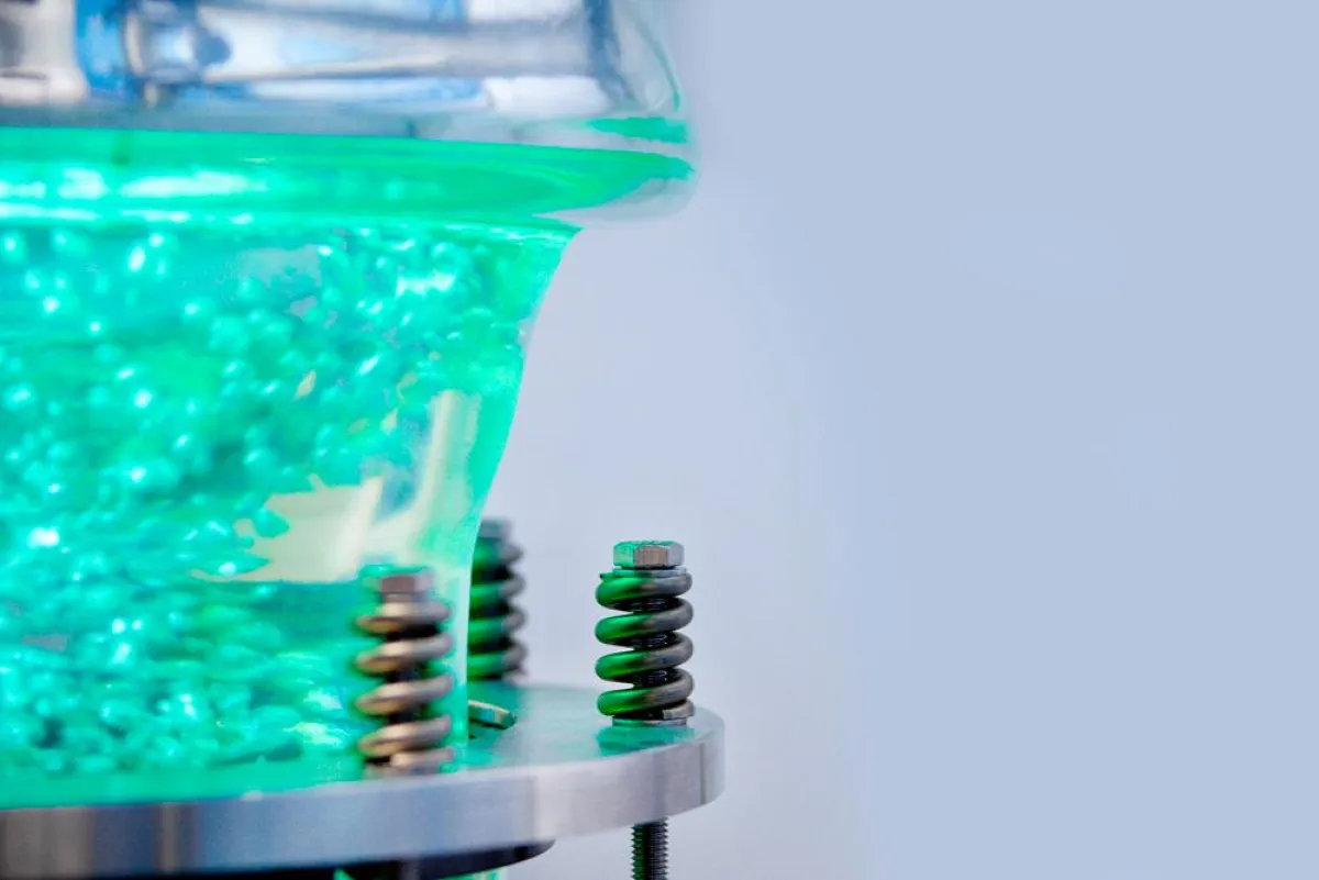 UV- System für die präparative Photochemie (Peschl Ultraviolett GmbH)