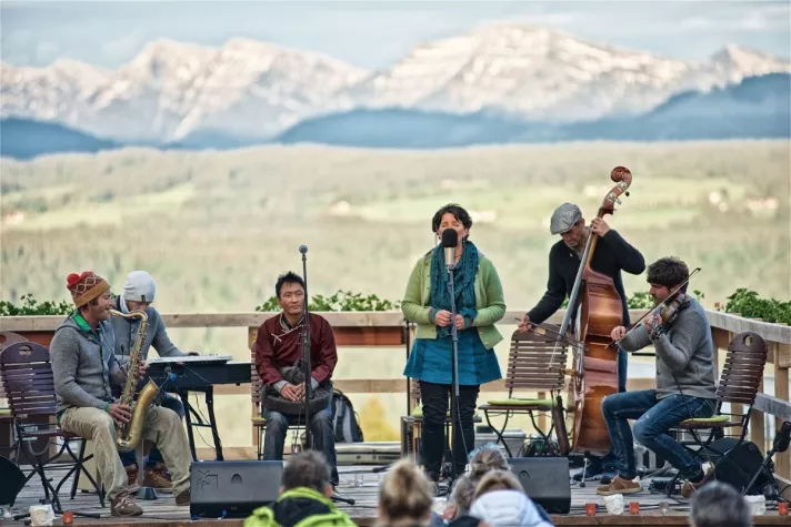 Bild: skywalk allgäu - Wiesen-Open-Air mit "Notenlos durch die Nacht"
