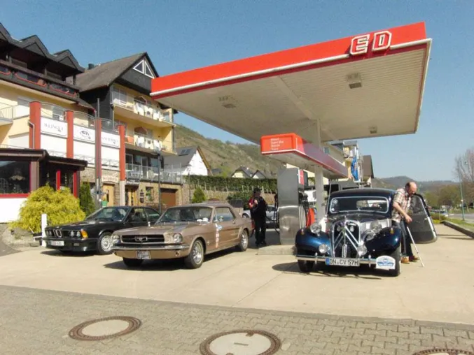 Bild: Strategische Kooperation zwischen carsablanca.de und Deutsche Oldtimer-Reisen