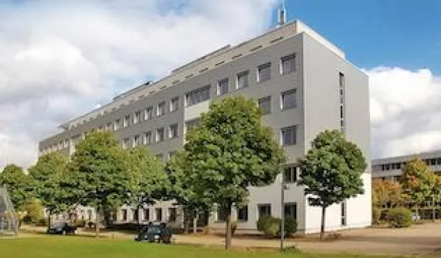 Bild: Die Gebau Fonds GmbH vermietet 3.000 qm Bürofläche im Objekt „Das Bürohaus“ an das jobcenter Duisburg