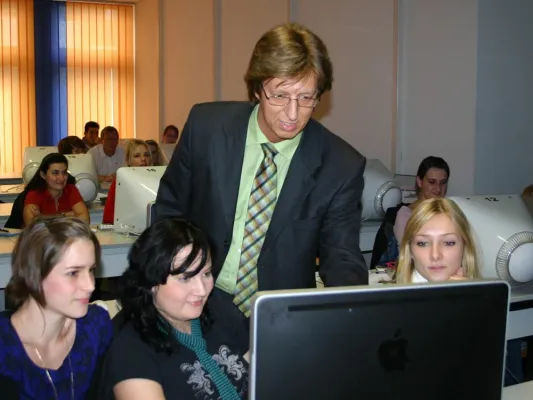 Bild: Infoabend zum Bachelor of Law Studium an der Rheinischen Fachhochschule - Last Minute Bewerbung für das SS 09