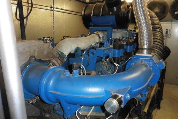 Bild: Biogas-BHKW: die Tür geht nicht auf