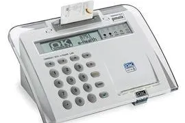 Bild: HMK DKEY Europe verbindet Vertrieb von Lesegeräten für Elektronische Gesundheitskarte mit AIDS-Sponsoring