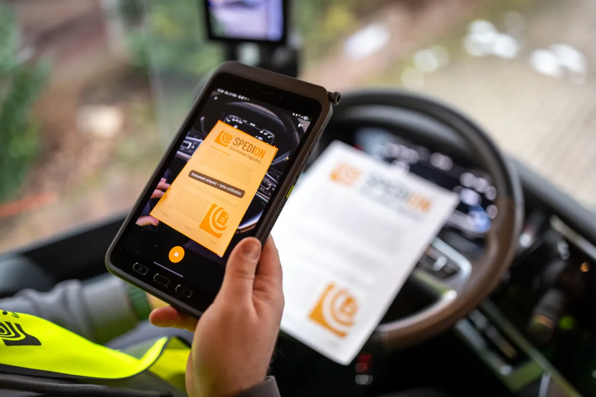 SPEDION Doc Scan App 2.0 im Einsatz (© SPEDION GmbH)