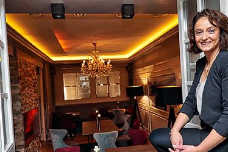 Bild: Gelebte Herzlichkeit – Seit fünf Jahren leitet Jeannette Burbach das Hotel Moselschlösschen