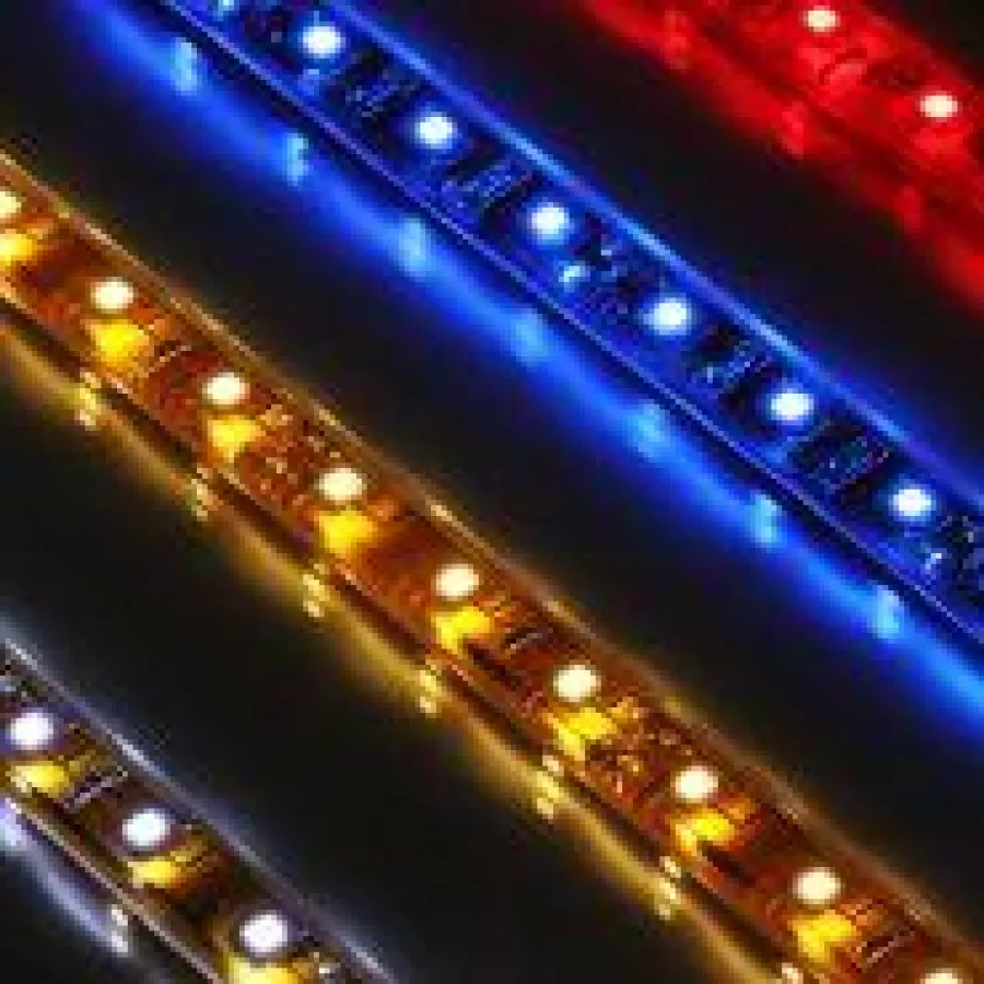 Lichtprofi.de bietet große Auswahl an LED Lesiten, Lampen uns Spots