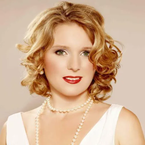 Bild: Sängerin Nadine Sieben mit neuem Programm "Klassik küsst Pop"
