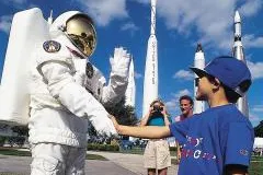 Das Kennedy Space Center bekommt Zuwachs Bild: Das Kennedy Space Center bekommt Zuwachs