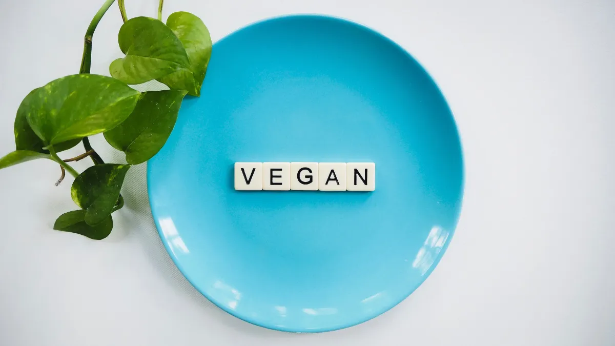 Nahrungsergänzungsmittel können eine sinnvolle Ergänzung für Veganer sein (© Pexels /Vegan Liftz)