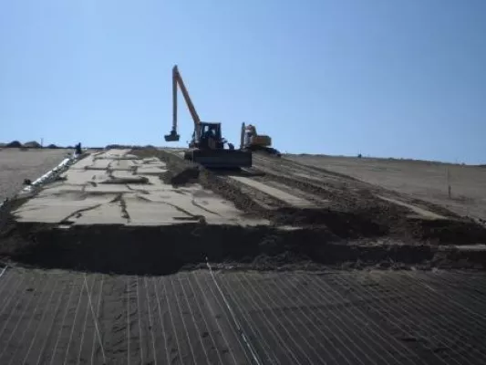Bild: PROGEO erhält Erweiterungsauftrag für Deponie Breinermoor