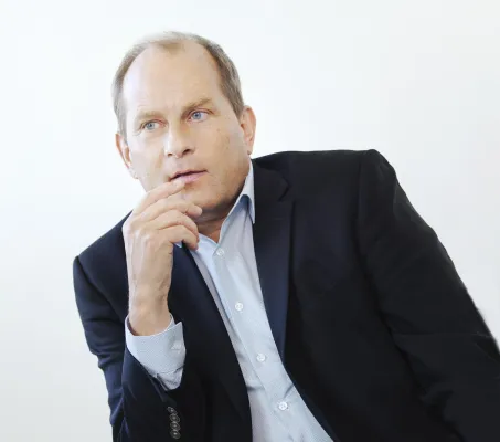Bild: Alexander Eggermont erhält Deutsche Krebshilfe Preis