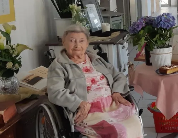 Bild: Seniorenzentrum Martinshaus - Ständchen für das Geburtstagskind