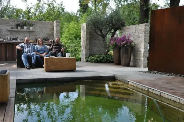 Bild: Gartenexperten aus Hohenahr und Gedern gestalten den „Schönsten Kristallinen Garten“ auf der LGS Bad Nauheim