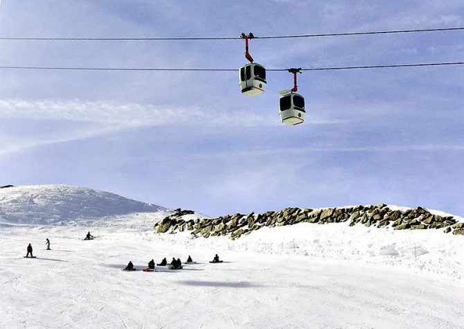 Bild: Skifahren und Französisch lernen