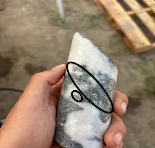 Bild: Golden Cariboo: Hochgradiges Gold über mehr als 136 Meter!