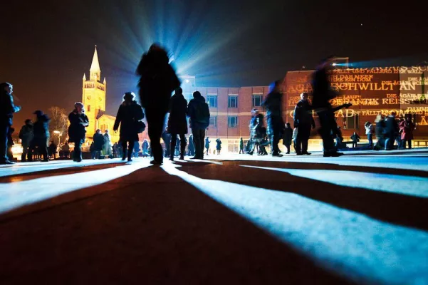 Bild: N&M: Licht-Installation für Berliner „Lange Nacht der Museen“