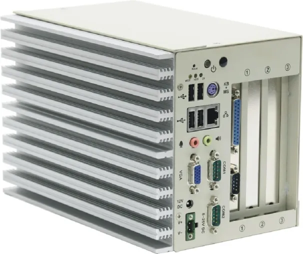 Bild: Industrie-PC-Serie mit Atom-D252-Prozessor
