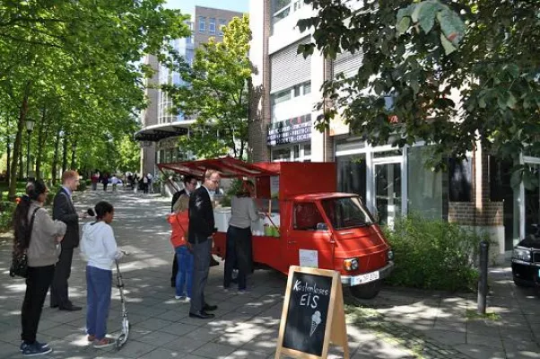 Bild: Eiszeit in Neuperlach Süd