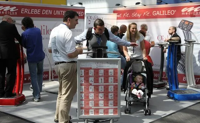 Bild: Großes Interesse an Galileo Vibrationstrainern auf der Fibo 2010