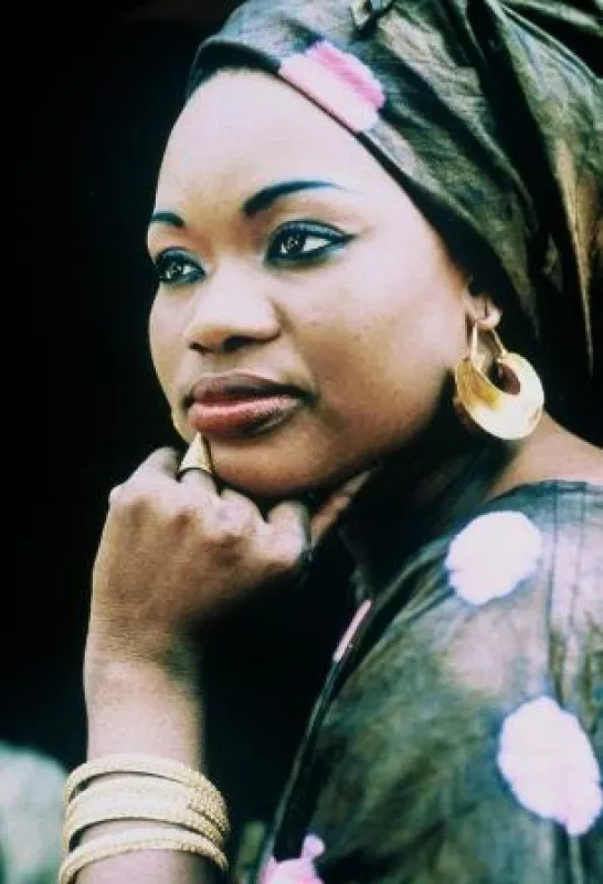 Sängerin, Diva und Superstar Oumou Sangare live bei INNtöne!