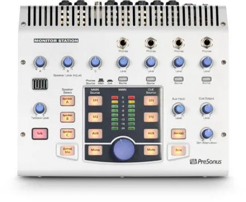 Bild: Die Presonus Monitor Station ist die perfekte Desktop-Tonregie-Zentrale