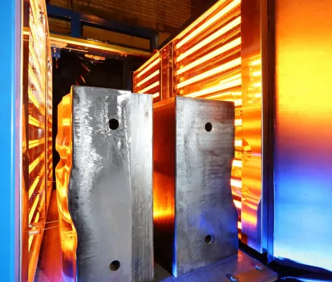 Infrarot-Strahler beschleunigen die Herstellung von Flugzeugkomponenten Bild: Infrarot-Strahler beschleunigen die Herstellung von Flugzeugkomponenten