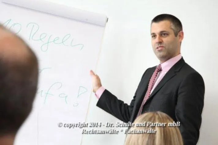 Santander Consumer Bank AG beginnt Bearbeitungsgebühren zurückzuzahlen Bild: Santander Consumer Bank AG beginnt Bearbeitungsgebühren zurückzuzahlen