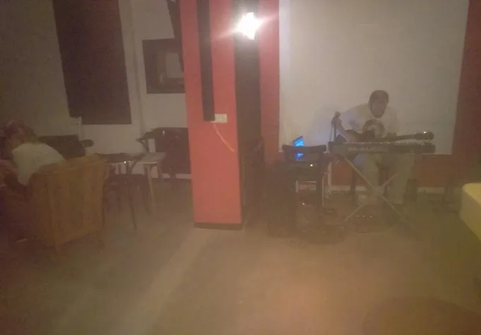 Kono Bar vergrößert Gastraum / Saturday Night Karaoke voller Erfolg Bild: Kono Bar vergrößert Gastraum / Saturday Night Karaoke voller Erfolg