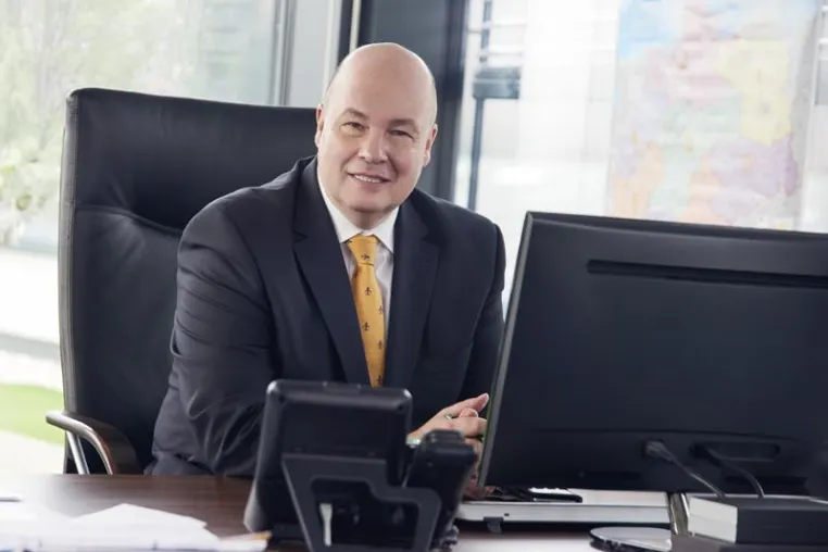 DeRZ- Deutsche Rechenzentren GmbH geht an den Start Bild: DeRZ- Deutsche Rechenzentren GmbH geht an den Start