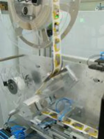 Bild: Vielfältigste Klebeprodukte - individuell & automatisiert!