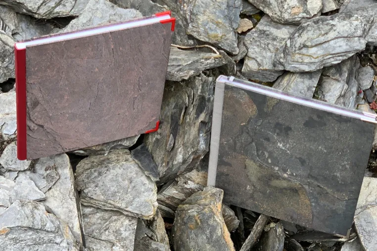 Bild: Notizbücher mit Einband aus echtem Naturstein: Die neue Kollektion 2024 spricht die Sinne an