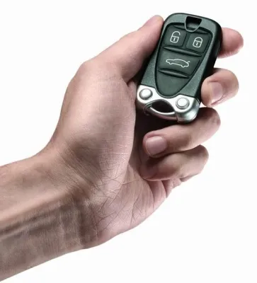 Bild: Nie wieder den Verdeck-Knopf gedrückt halten dank dem SmartTOP für den Alfa Romeo Spider