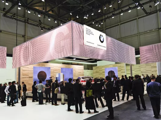 Bild: Int. Auto-Salon 2009, Genf - ict inspire LED setzt Akzente